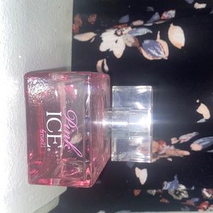 I am selling this perfume!